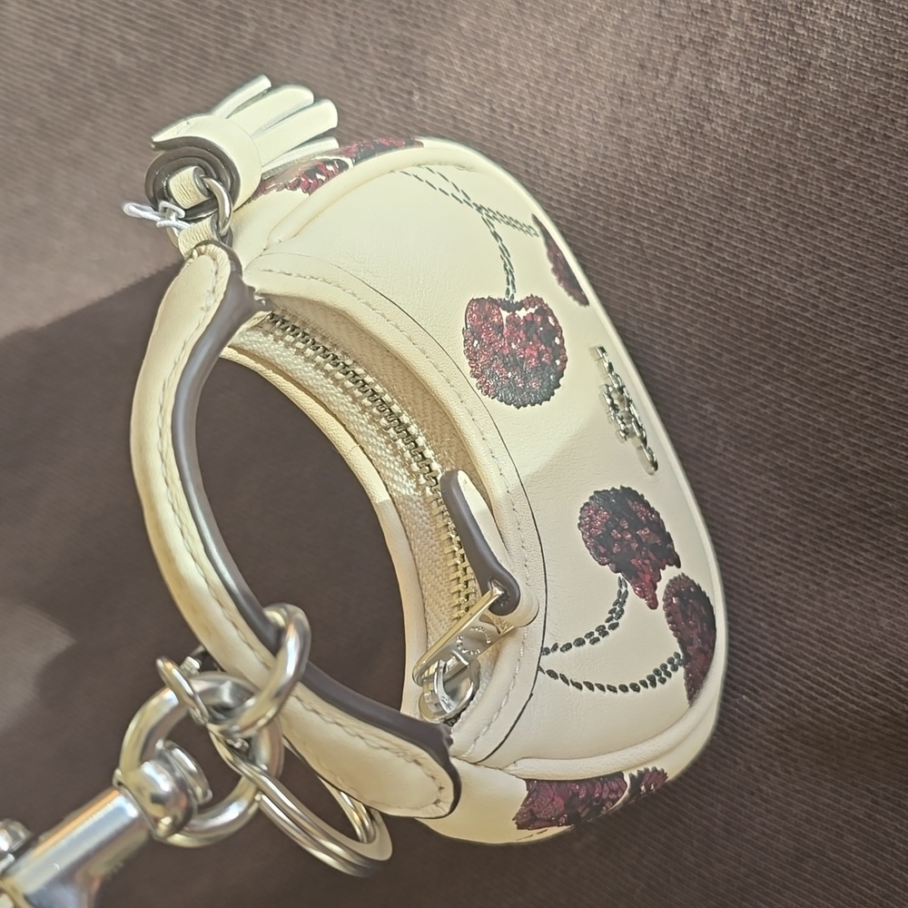 New COACH Key Ring Bag - Picture 3 of 4